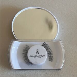 New Black Lashes with compact mirror